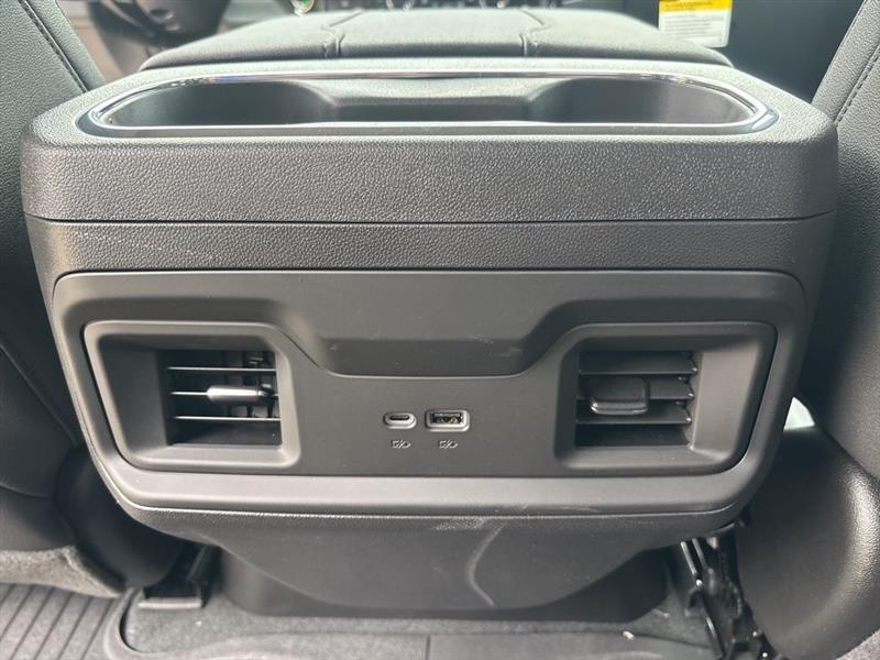 Chevrolet Silverado 1500 Trail Boss LT Crew Cab 4WD 2026