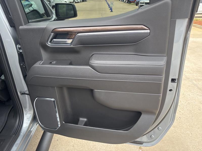 Chevrolet Silverado 1500 Trail Boss LT Crew Cab 4WD 2026