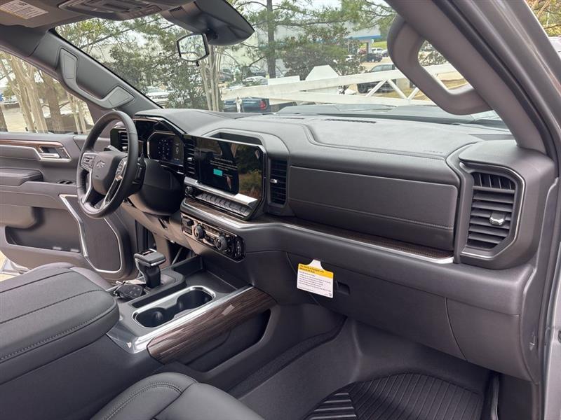 Chevrolet Silverado 1500 Trail Boss LT Crew Cab 4WD 2026