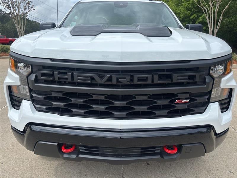 Chevrolet Silverado 1500 Trail Boss Custom Crew Cab 4WD 2026