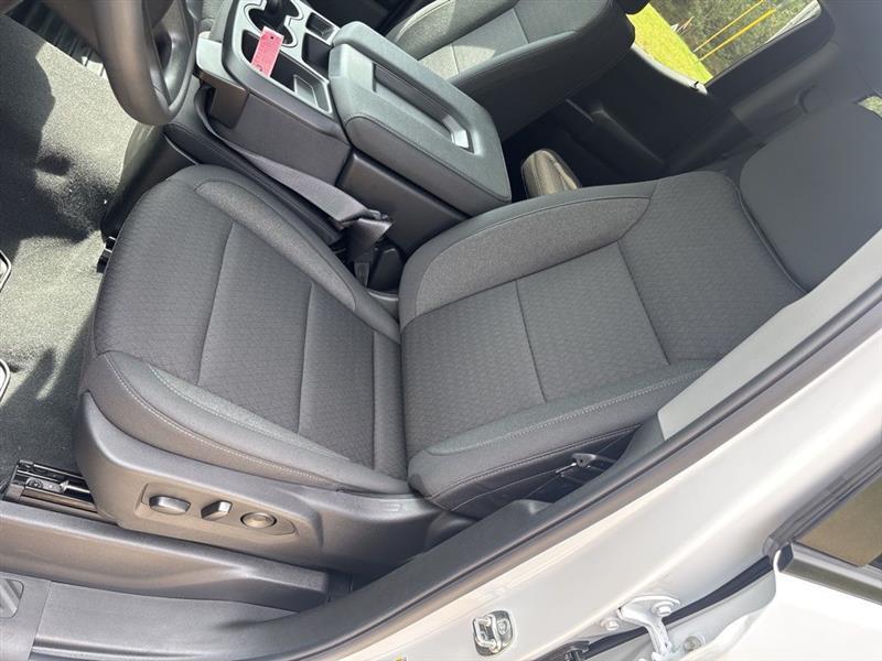 Chevrolet Silverado 1500 Trail Boss Custom Crew Cab 4WD 2026