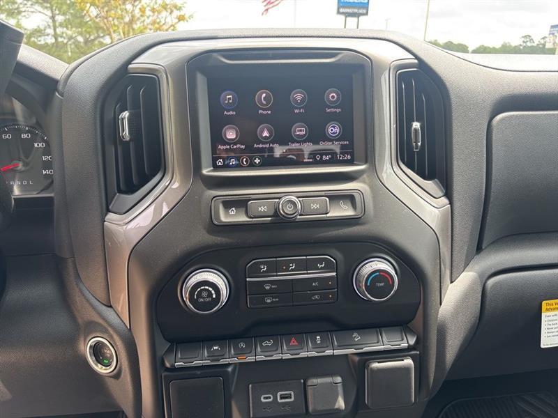 Chevrolet Silverado 1500 Trail Boss Custom Crew Cab 4WD 2026