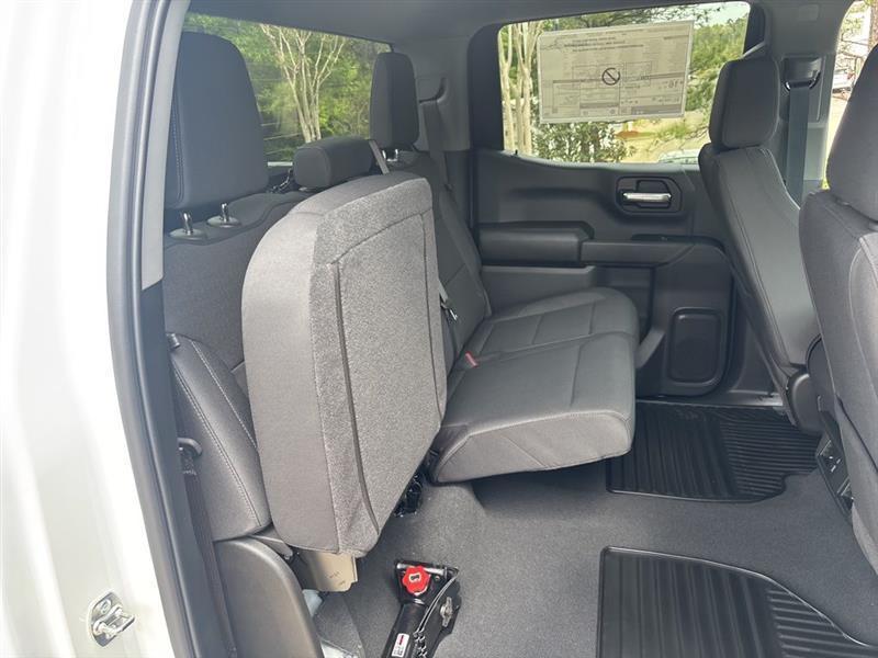 Chevrolet Silverado 1500 Trail Boss Custom Crew Cab 4WD 2026