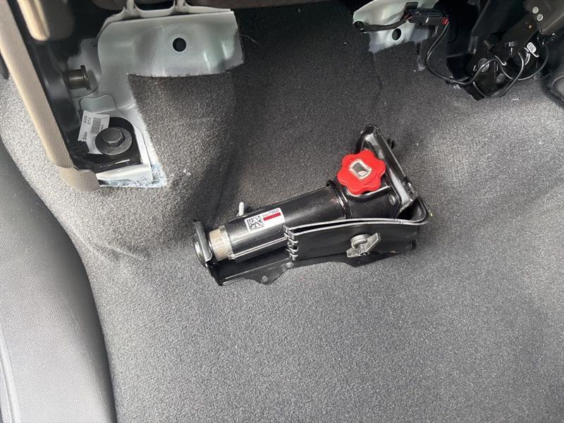 Chevrolet Silverado 1500 Trail Boss Custom Crew Cab 4WD 2026