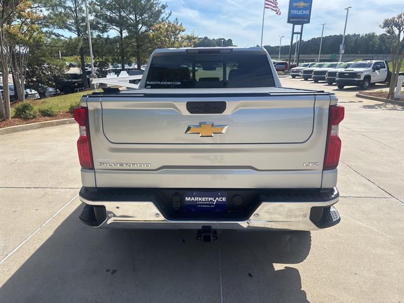 Chevrolet Silverado 1500 Limited LTZ Crew Cab 2WD 2022