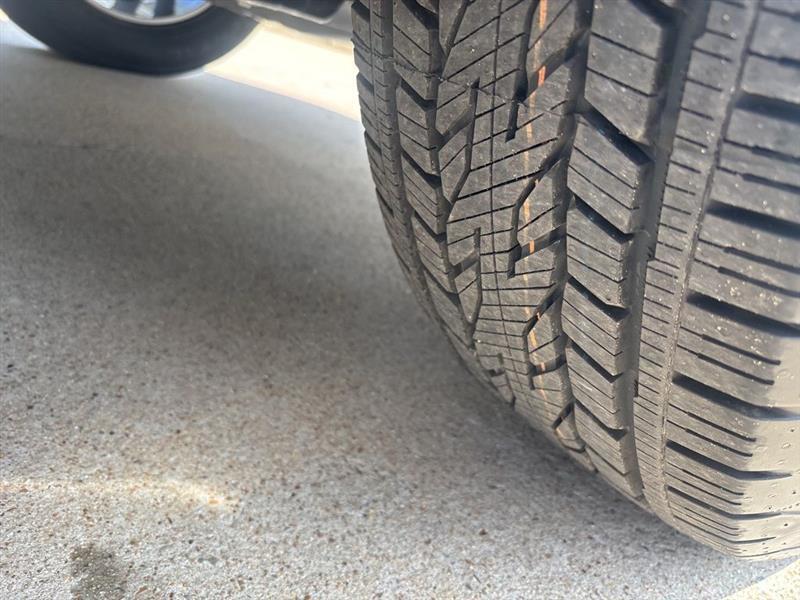 Chevrolet Suburban LT 2026