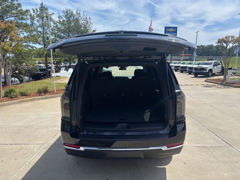 Chevrolet Suburban LT 2026