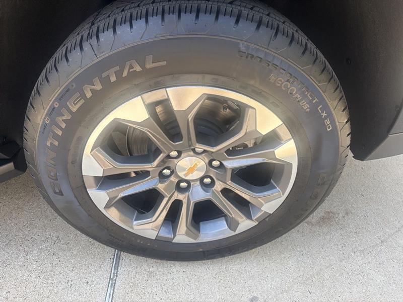 Chevrolet Suburban LT 2026