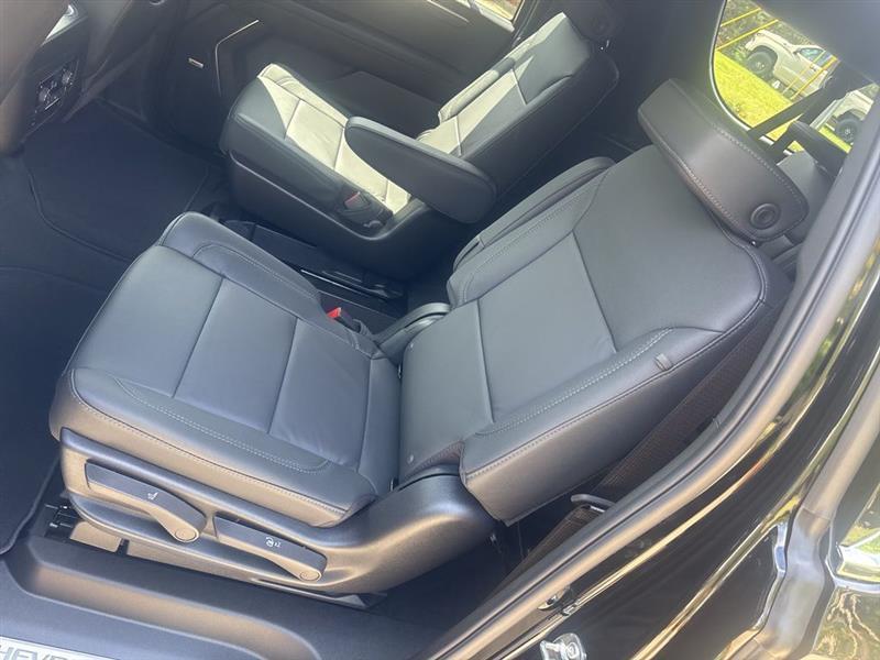 Chevrolet Suburban LT 2026