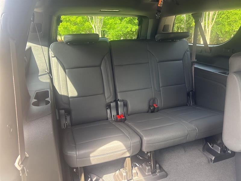 Chevrolet Suburban LT 2026