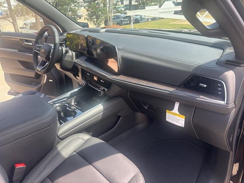 Chevrolet Suburban LT 2026