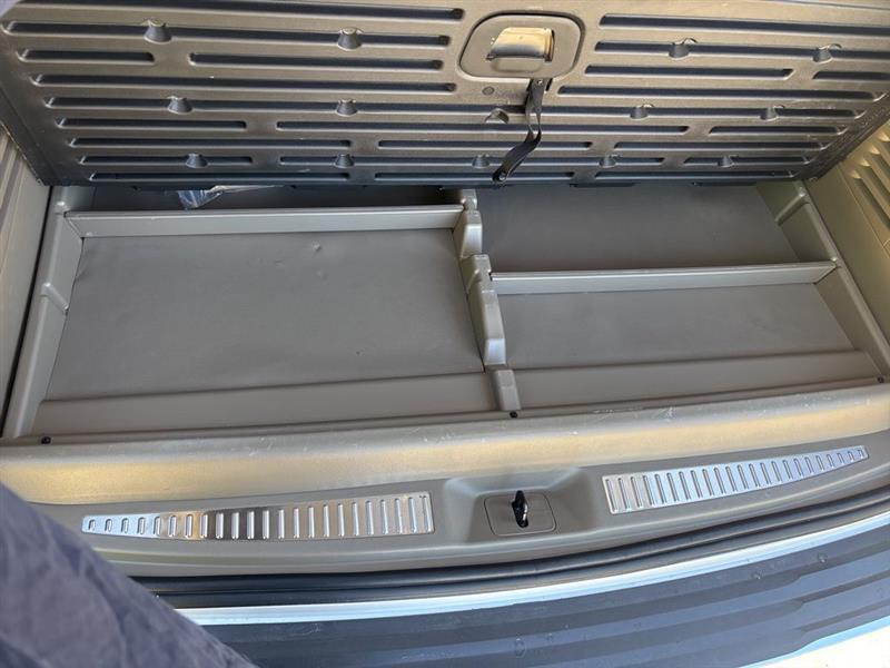 Chevrolet Suburban Premier 2WD 2018