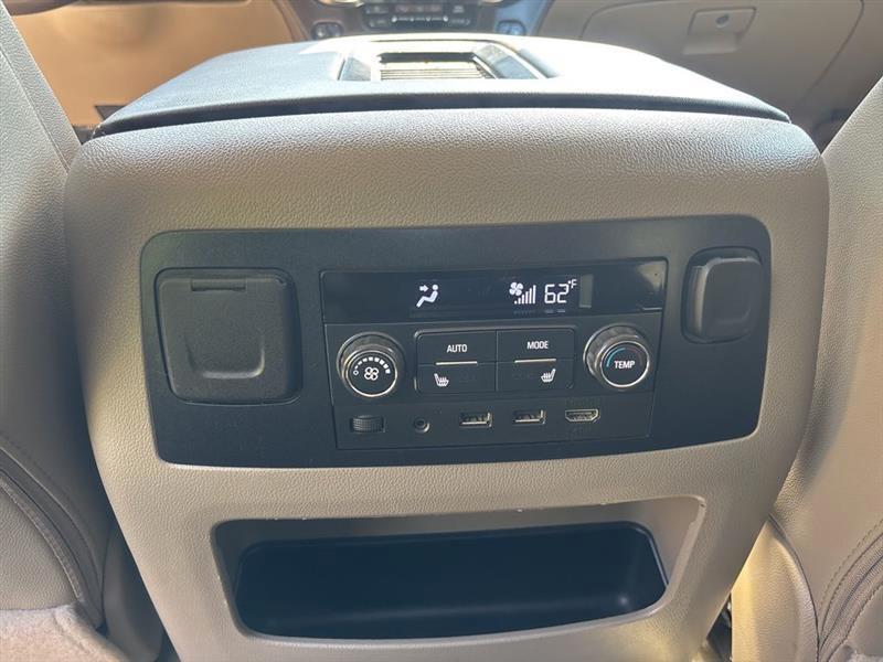 Chevrolet Suburban Premier 2WD 2018