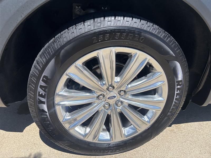 Ford Explorer Limited 2022