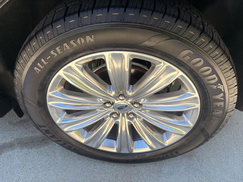 Ford Explorer Limited 2022