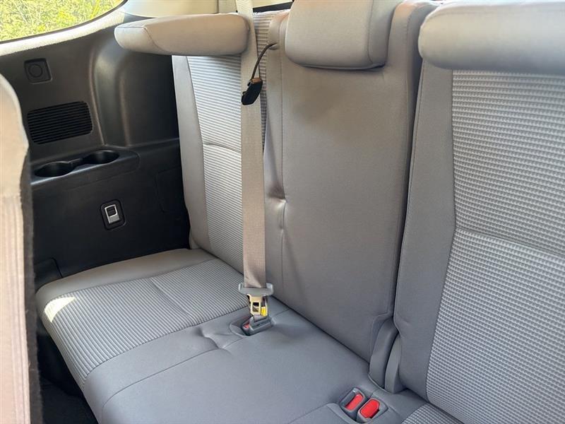 Toyota Highlander LE FWD V6 2021