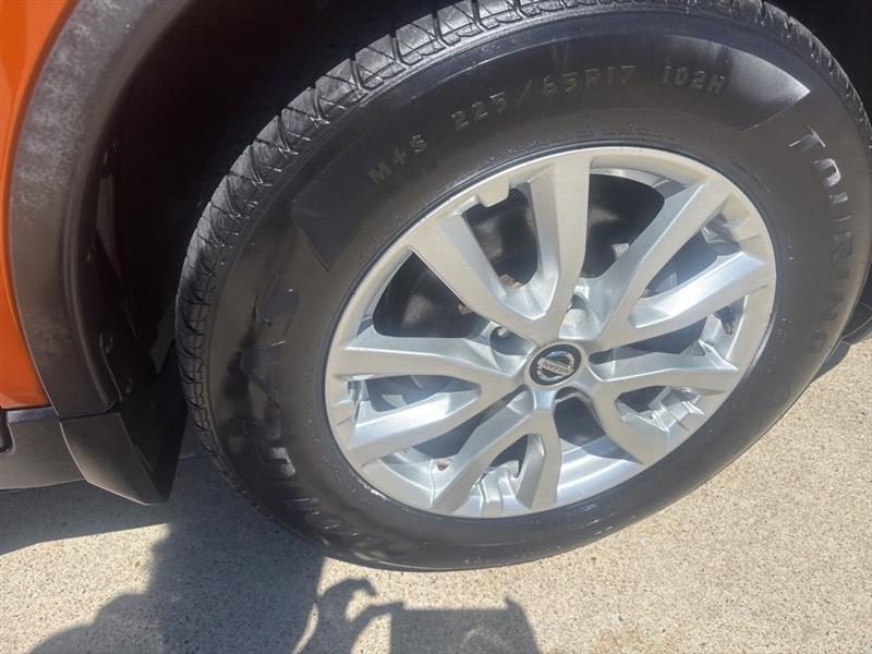 Nissan Rogue SV AWD 2017