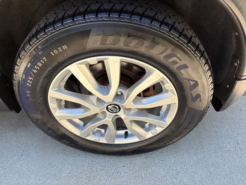 Nissan Rogue SV AWD 2017