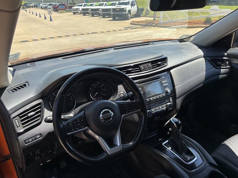 Nissan Rogue SV AWD 2017