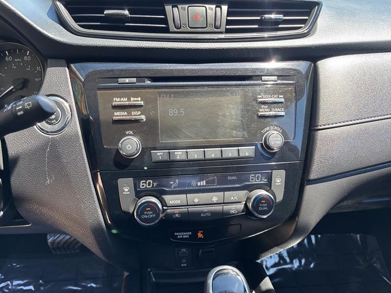 Nissan Rogue SV AWD 2017