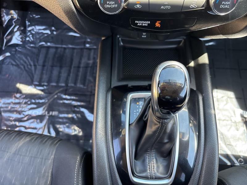 Nissan Rogue SV AWD 2017