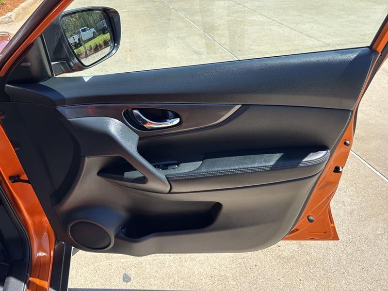 Nissan Rogue SV AWD 2017