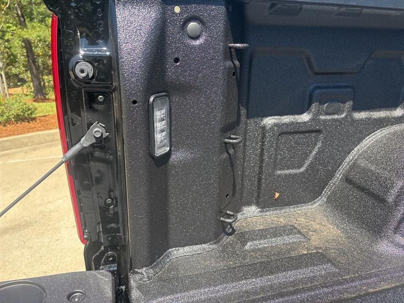 Chevrolet Silverado 1500 Trail Boss Custom Crew Cab 4WD 2026