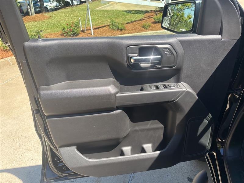 Chevrolet Silverado 1500 Trail Boss Custom Crew Cab 4WD 2026