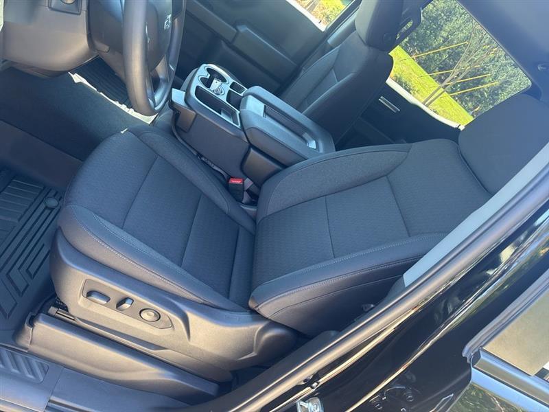 Chevrolet Silverado 1500 Trail Boss Custom Crew Cab 4WD 2026