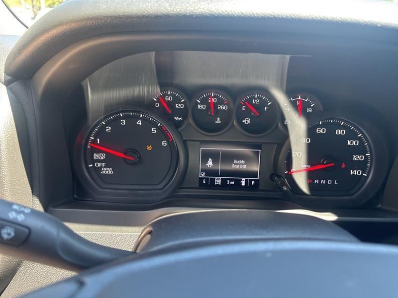 Chevrolet Silverado 1500 Trail Boss Custom Crew Cab 4WD 2026