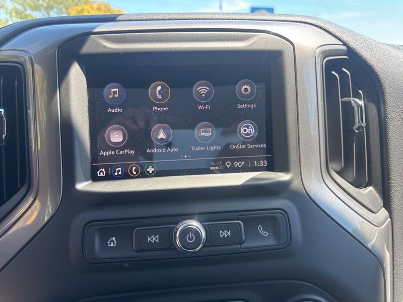 Chevrolet Silverado 1500 Trail Boss Custom Crew Cab 4WD 2026