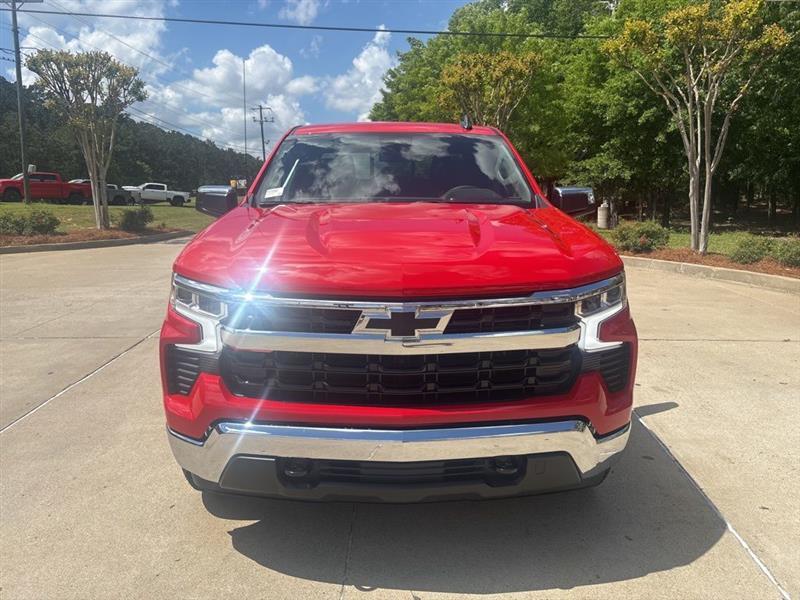Chevrolet Silverado 1500 LT Crew Cab 4WD 2026