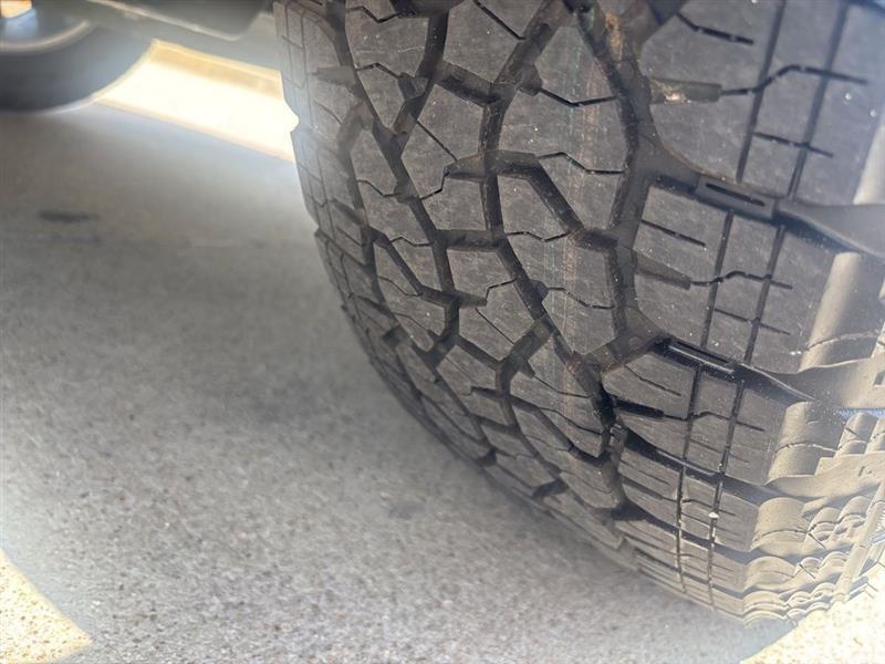 Chevrolet Silverado 1500 LT Crew Cab 4WD 2026