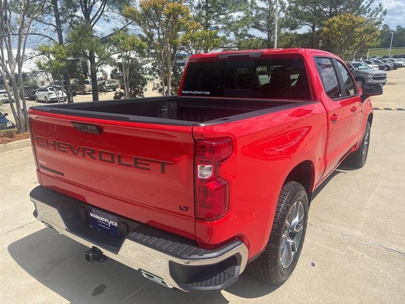Chevrolet Silverado 1500 LT Crew Cab 4WD 2026