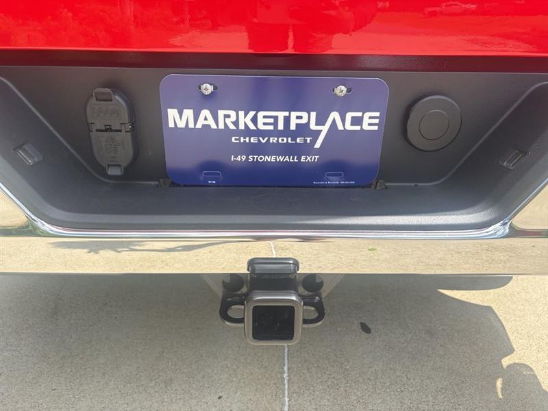 Chevrolet Silverado 1500 LT Crew Cab 4WD 2026