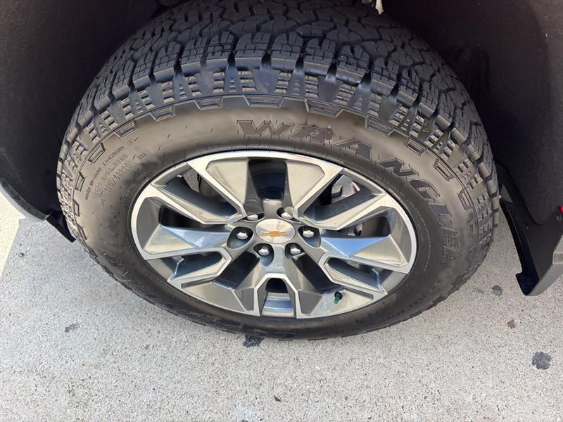 Chevrolet Silverado 1500 LT Crew Cab 4WD 2026