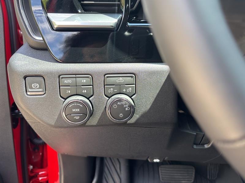 Chevrolet Silverado 1500 LT Crew Cab 4WD 2026