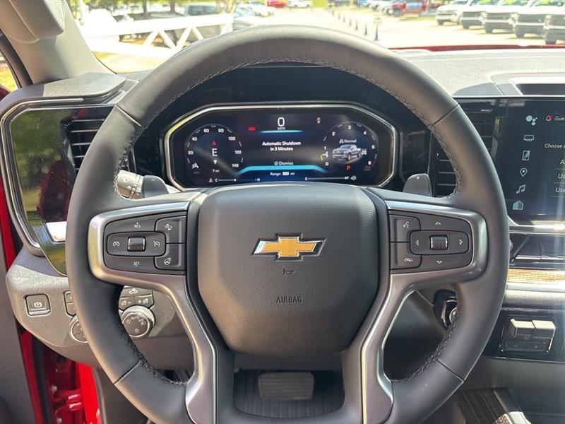 Chevrolet Silverado 1500 LT Crew Cab 4WD 2026