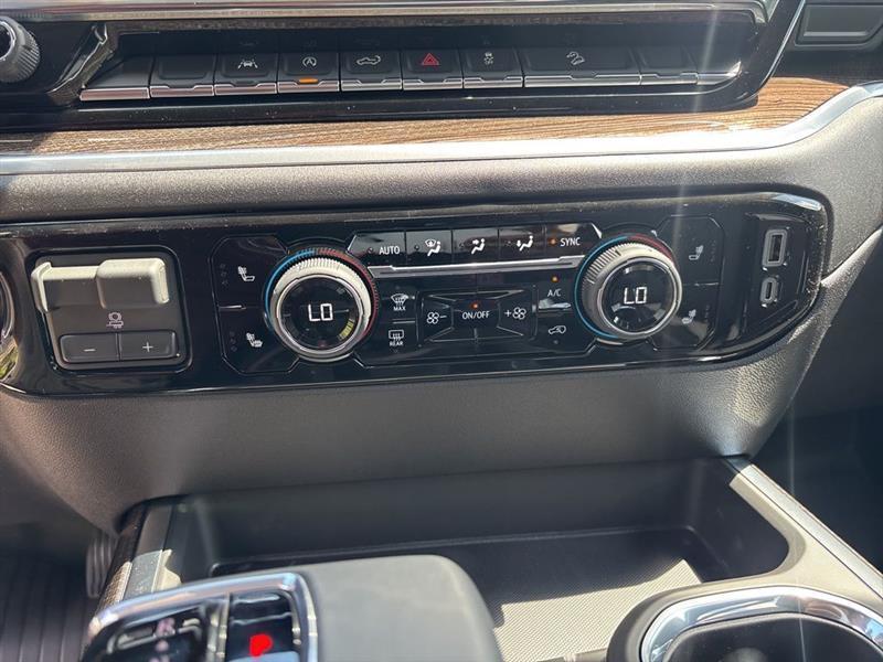 Chevrolet Silverado 1500 LT Crew Cab 4WD 2026