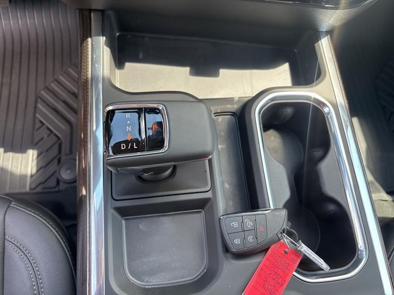 Chevrolet Silverado 1500 LT Crew Cab 4WD 2026