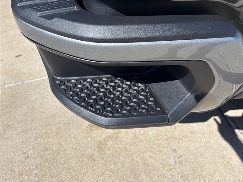 Chevrolet Silverado 1500 RST Crew Cab 4WD 2026