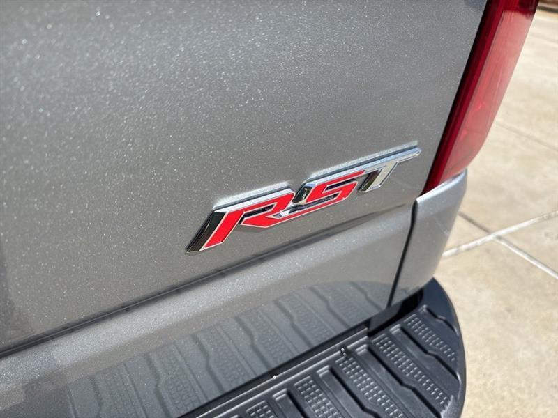 Chevrolet Silverado 1500 RST Crew Cab 4WD 2026