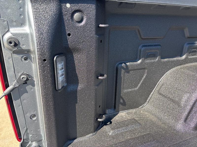 Chevrolet Silverado 1500 RST Crew Cab 4WD 2026