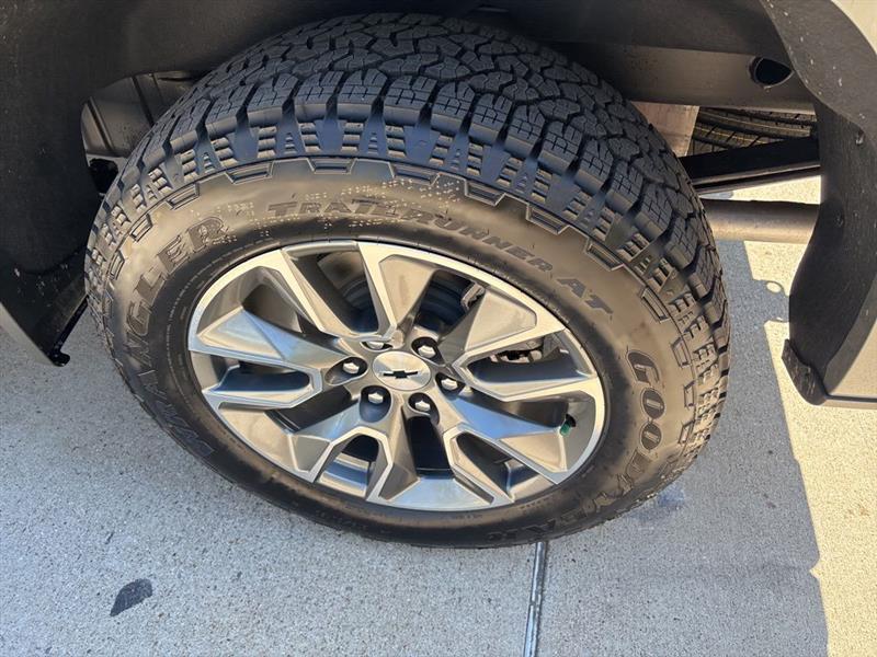 Chevrolet Silverado 1500 RST Crew Cab 4WD 2026