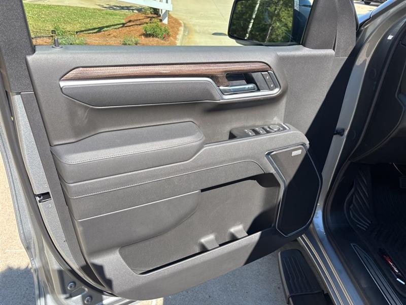 Chevrolet Silverado 1500 RST Crew Cab 4WD 2026