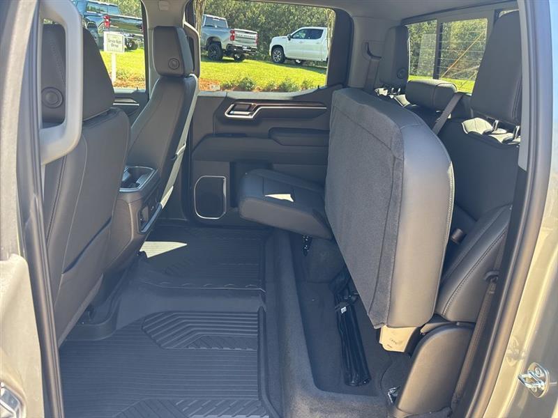 Chevrolet Silverado 1500 RST Crew Cab 4WD 2026