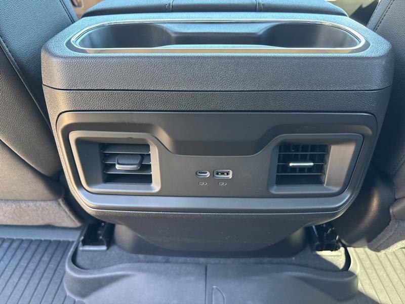 Chevrolet Silverado 1500 RST Crew Cab 4WD 2026