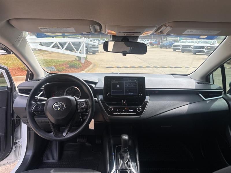 Toyota Corolla LE 2022
