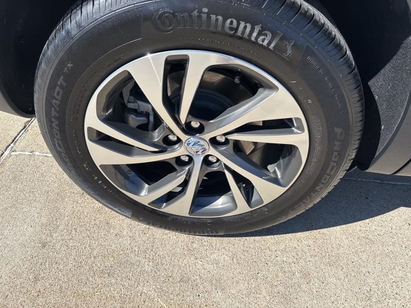 Buick Envision Essense 2022