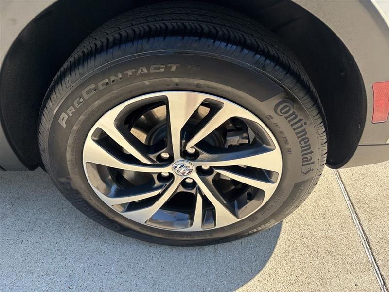 Buick Envision Essense 2022